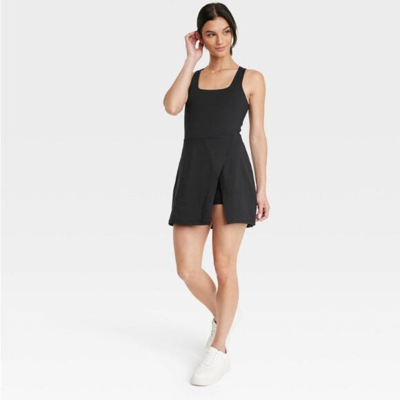 🆕 Women's Side-Slit Active Dress - All in Motion™ Black S - Picture 1 of 8